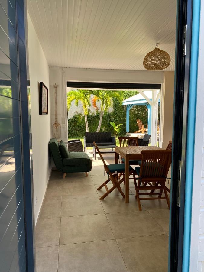 Voir Com 5 Etoiles Airb, Zolenzo, La Tete Dans Les Montagnes, 10 Pers Petit-Bourg
